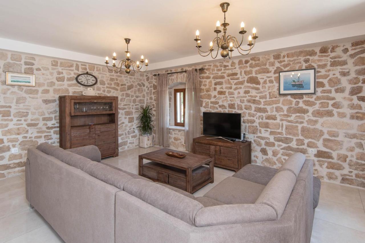 Villa Loviste Paradise Extérieur photo