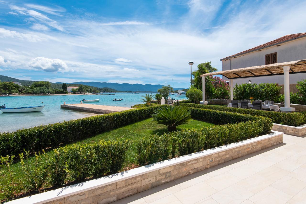 Villa Loviste Paradise Extérieur photo